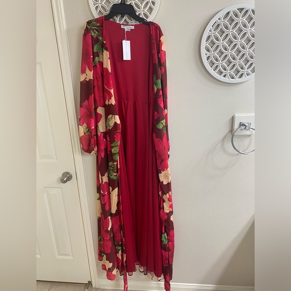 Wrap Maxi Dress Floral Burgundy - Picture 4 of 4